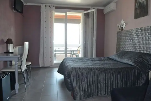 Tek Büyük Yataklı Oda, Balkon, Deniz Manzaralı