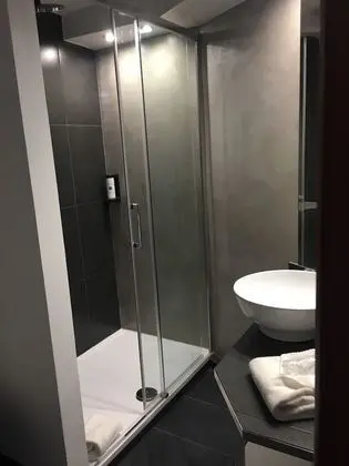 Classic Tek Büyük Yataklı Oda