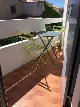 Tek Büyük Yataklı Oda, Balkon