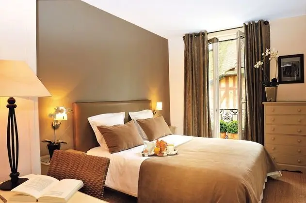Comfort Tek Büyük Yataklı Oda (Main Villa)