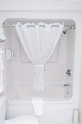 Comfort Tek Büyük Yataklı Oda, 1 Büyük (Queen) Boy Yatak ve Çekyat, Balkon