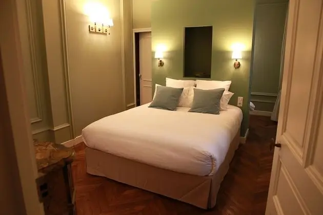 Deluxe Tek Büyük Yataklı Oda, 1 Büyük (Queen) Boy Yatak, Sigara İçilmez, Bahçe Manzaralı