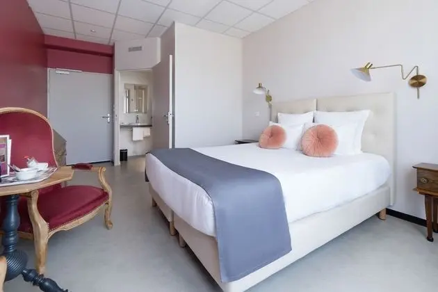 Tek Büyük veya İki Ayrı Yataklı Oda