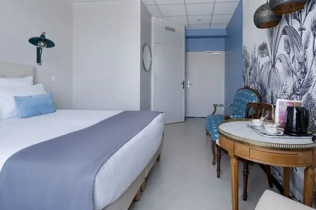 Tek Büyük veya İki Ayrı Yataklı Oda