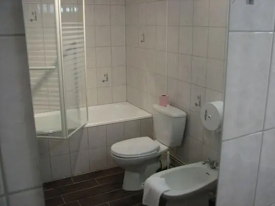 Tek Büyük Yataklı Oda (Côté Jardin)