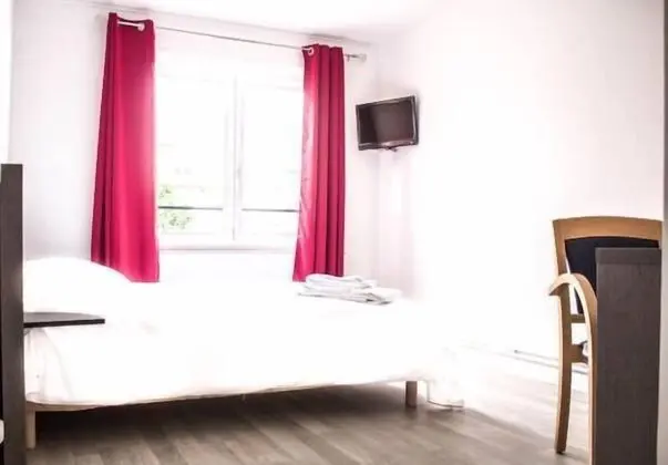 Üç Kişilik Oda
