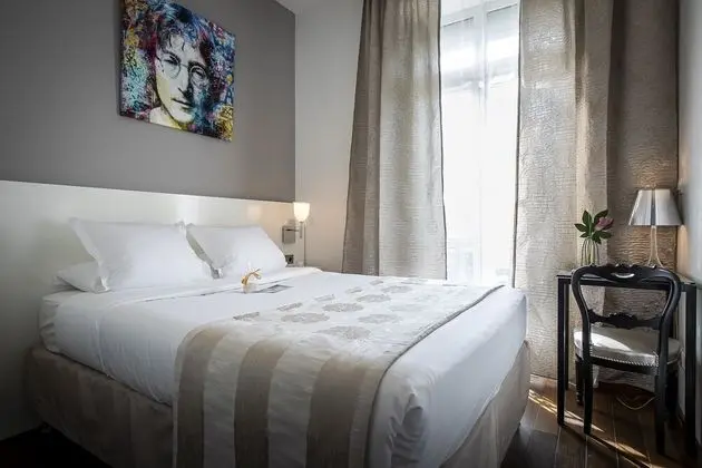 Standard Tek Büyük Yataklı Oda