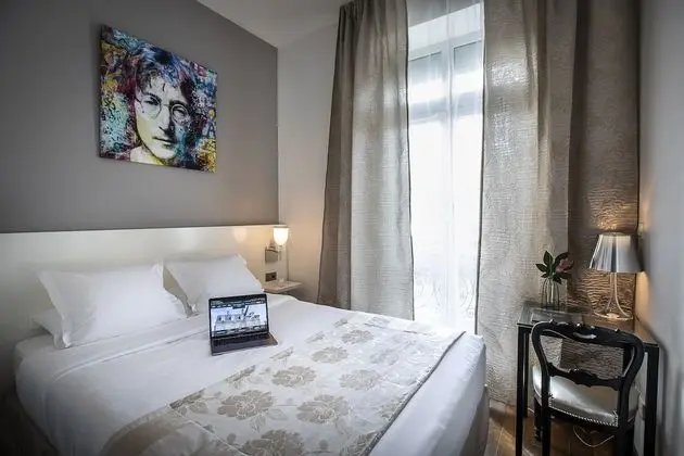 Standard Tek Büyük Yataklı Oda