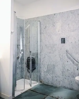 Standard Tek Büyük Yataklı Oda