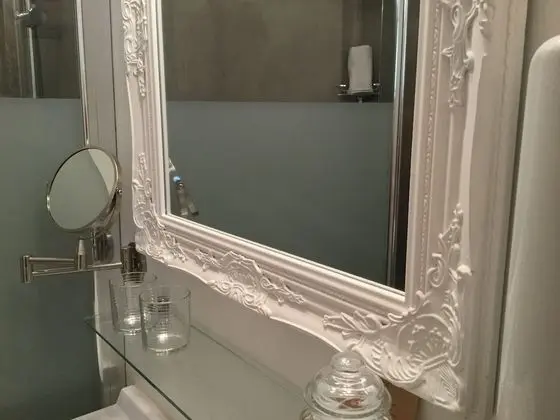Classic Tek Büyük Yataklı Oda