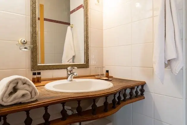 Tek Büyük Yataklı Oda, 1 Büyük (Queen) Boy Yatak