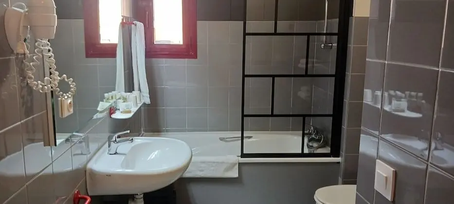 Dört Kişilik Oda