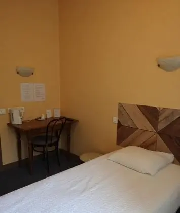 Economy Tek Kişilik Oda, Banyolu/Duşlu (Toilettes sur le palier )