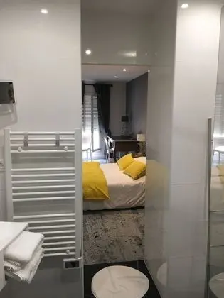 Üç Kişilik Oda