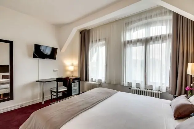 Comfort Tek Büyük Yataklı Oda