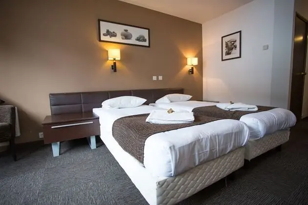 Tek Büyük veya İki Ayrı Yataklı Oda