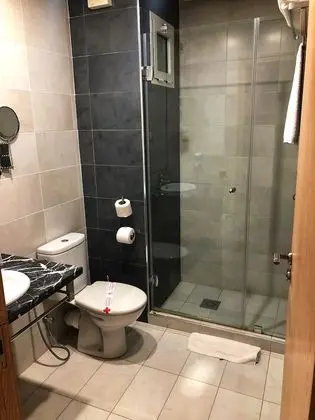 Superior Tek Büyük veya İki Ayrı Yataklı Oda