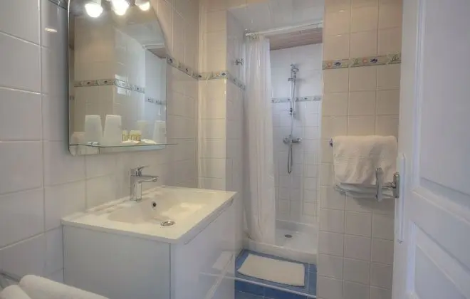 Comfort Tek Büyük Yataklı Oda, 1 Büyük (Queen) Boy Yatak