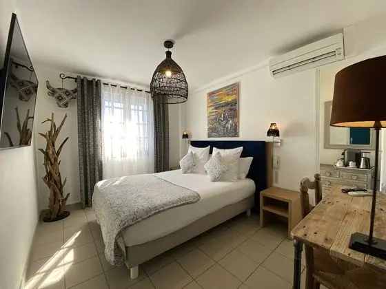 Tek Büyük Yataklı Oda (Le Gardian)