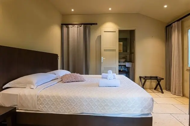 Tek Büyük Yataklı Oda, Göl Manzaralı