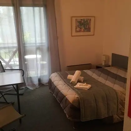 Tek Büyük veya İki Ayrı Yataklı Oda