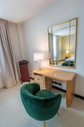 Deluxe Tek Büyük veya İki Ayrı Yataklı Oda, Banyolu/Duşlu