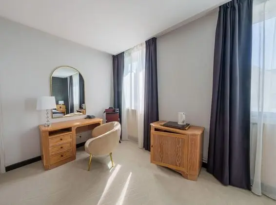 Luxury Tek Büyük Yataklı Oda, Banyolu/Duşlu, Şehir Manzaralı