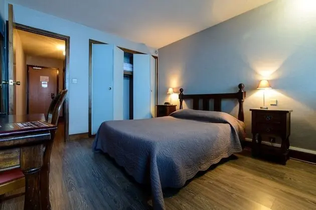 Tek Büyük veya İki Ayrı Yataklı Oda, Balkon, Dağ Manzaralı