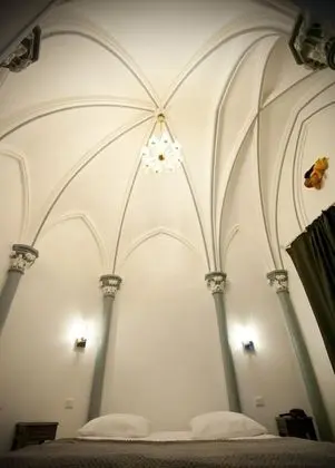 Tek Büyük Yataklı Oda (La Chapelle)