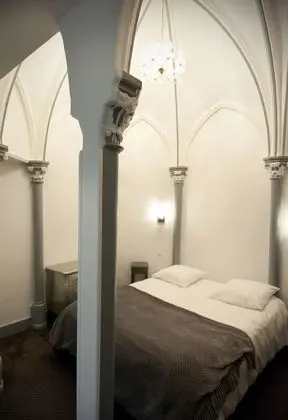 Tek Büyük Yataklı Oda (La Chapelle)