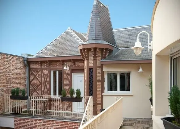 Tek Büyük Yataklı Oda (La Chapelle)