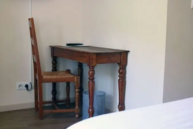 Classic Tek Büyük Yataklı Oda