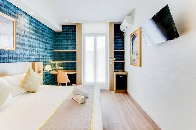 Tek Büyük Yataklı Oda