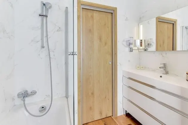 Tek Büyük Yataklı Oda