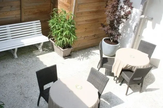 Tek Büyük Yataklı Oda, Balkon