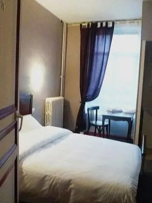 Tek Kişilik Oda, Sigara İçilmez, Bahçe Manzaralı