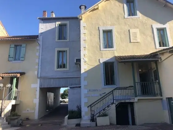 Standard Tek Büyük Yataklı Oda, Avlu