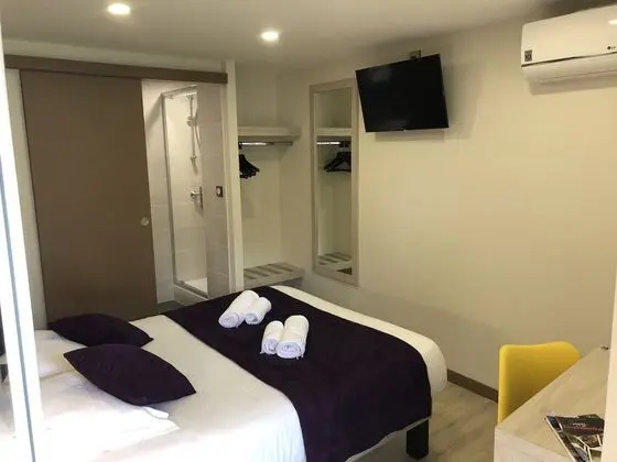 Superior Tek Büyük Yataklı Oda, Veranda, Havuz Kenarı