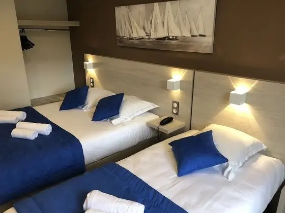 Superior Üç Kişilik Oda, Veranda, Havuz Kenarı