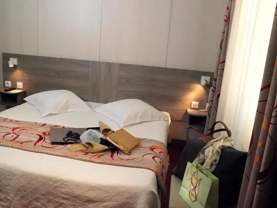 Classic Tek Büyük Yataklı Oda