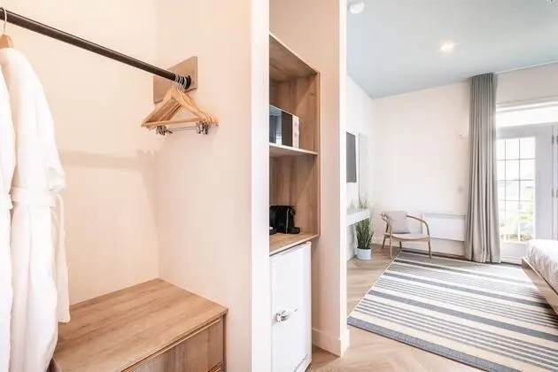 Classic Oda, 1 Büyük (Queen) Boy Yatak, Göl Manzaralı