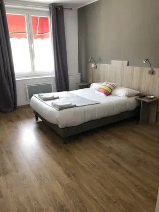 Standard Tek Büyük Yataklı Oda