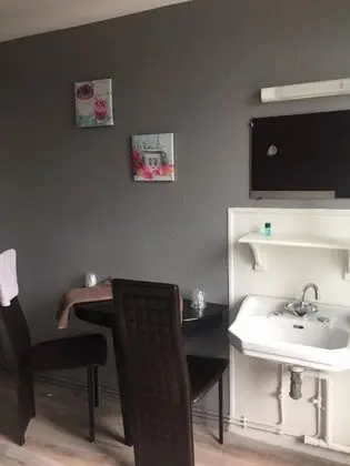 Standard Tek Büyük Yataklı Oda, Ortak Banyo