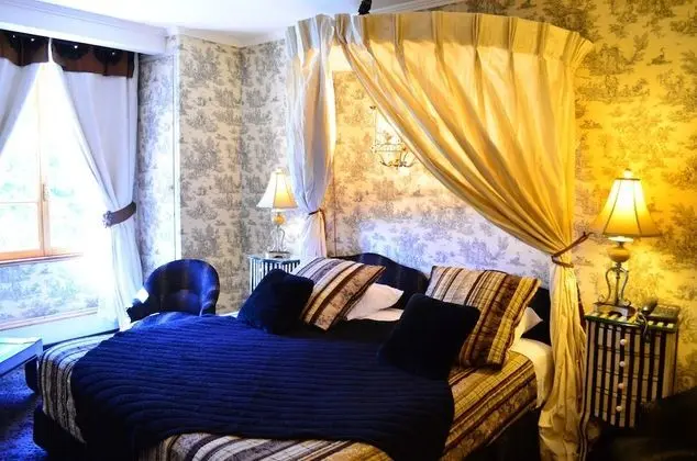 Romantic Tek Büyük Yataklı Oda