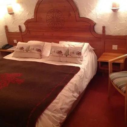 Superior Oda, Balkon (South)