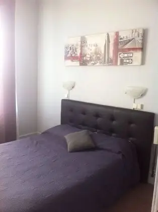 Economy Tek Büyük Yataklı Oda, Ortak Banyo