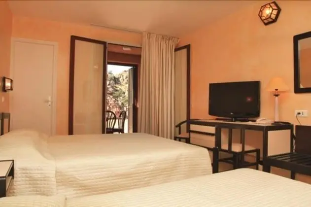 Tek Büyük Yataklı Oda, Balkon, Deniz Manzaralı