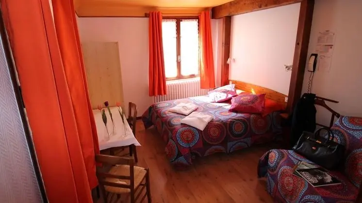 Classic Tek Büyük veya İki Ayrı Yataklı Oda