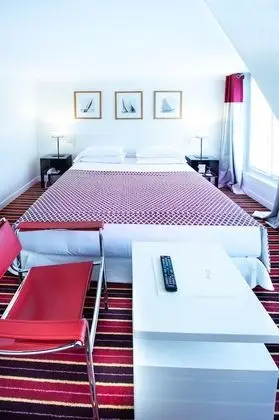 Deluxe Tek Büyük Yataklı Oda, Balkon
