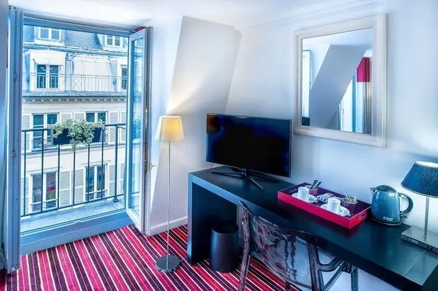 Deluxe Tek Büyük Yataklı Oda, Balkon